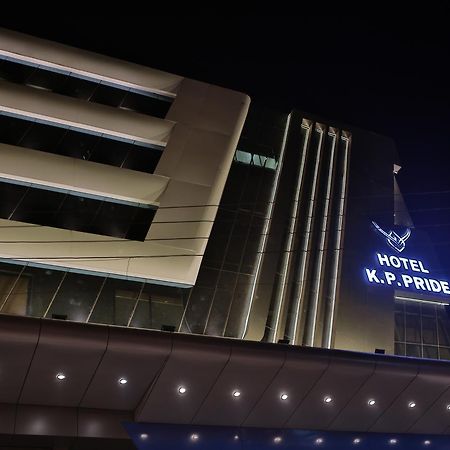 Hotel K P Pride Jalgaon ภายนอก รูปภาพ