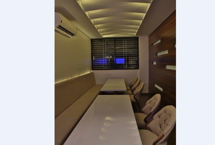 Hotel K P Pride Jalgaon ภายนอก รูปภาพ